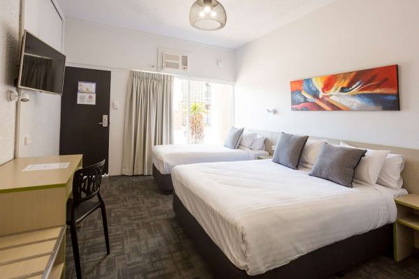 EMERALD STAR HOTEL (Emerald)